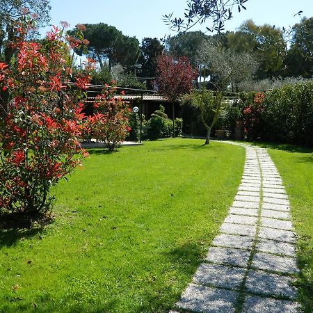 Country Apartments Castel di Decima Exterior foto