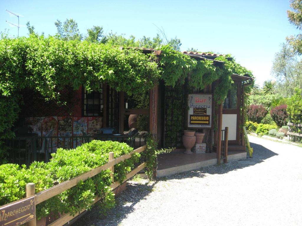Country Apartments Castel di Decima Exterior foto